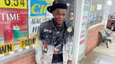 15 годишният ученик Джамари Райс загина а друг е ранен