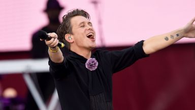 Марк Оуен от "Take That" подготвя първия си самостоятелен албум от девет години насам