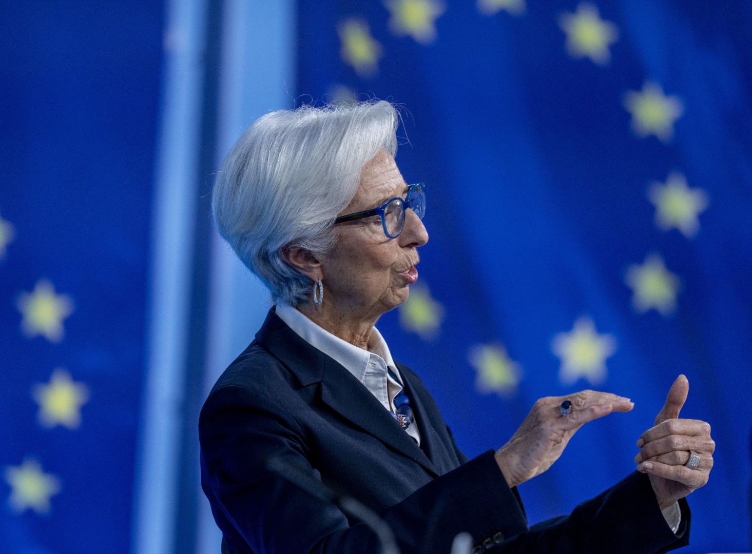 ЕЦБ е в готовност за всякакви необходими мерки, за да осигури стабилността на цените, заяви президентката на банката Кристин Лагард