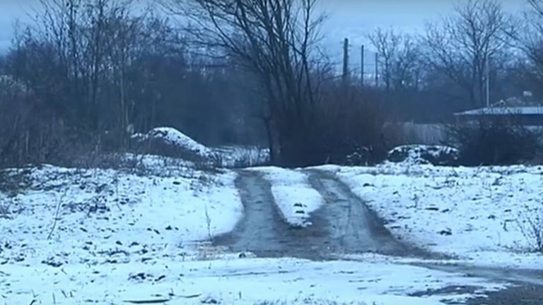 Собственик на ферма в село Белоградец се оплака, че две