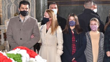 Съпругата на премиера Кирил Петков Линда Кристин Макензи Петкова е