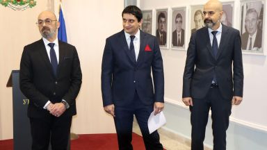 Двамата нови зам областни управители на Варна Александър Николов
