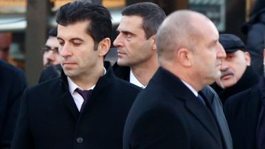 Президентът Румен Радев и премиерът Кирил Петков се включиха в