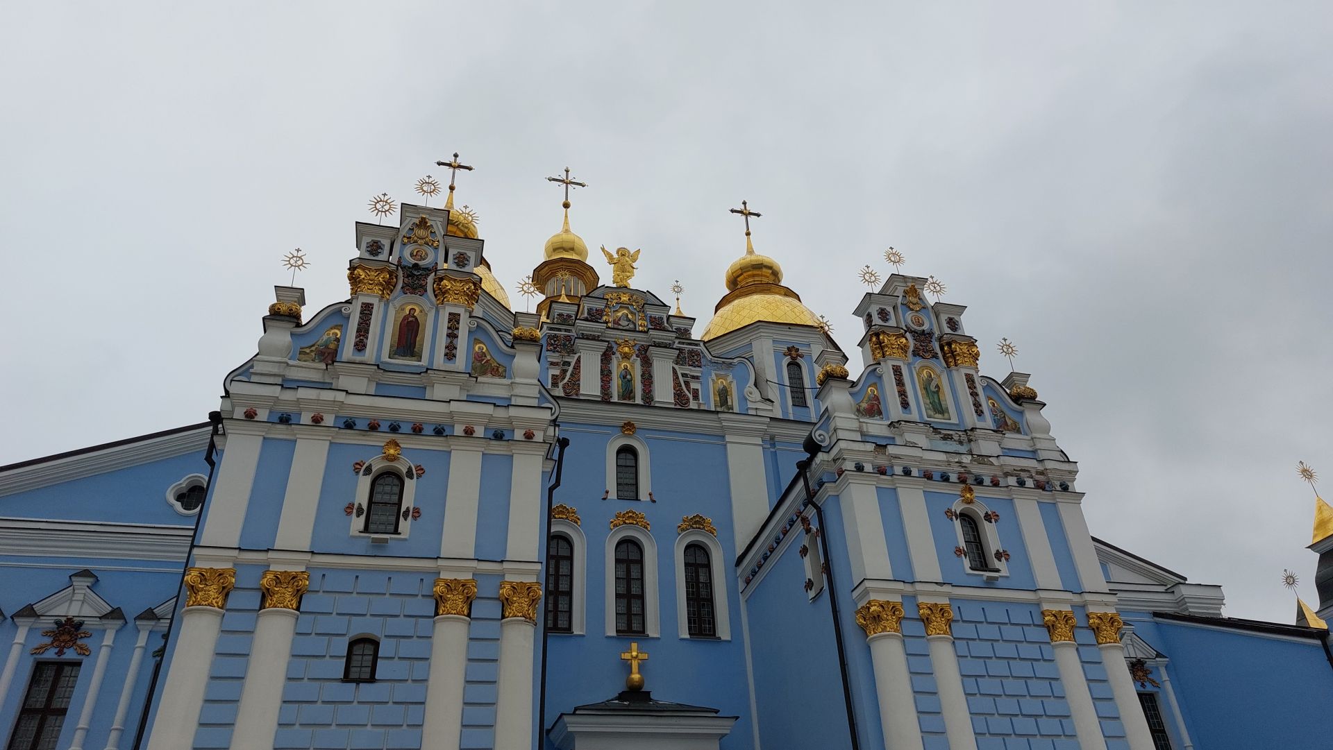 Михайловски Златовръх манастир, Киев