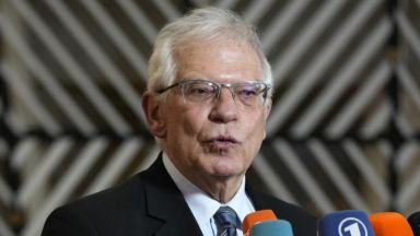 На извънредна среща на върха тази вечер лидерите на ЕС