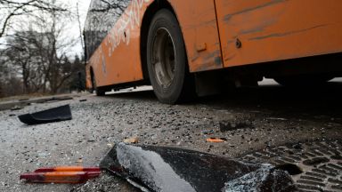 Щетите по автобусите на градския транспорт в София потрошени от вандали