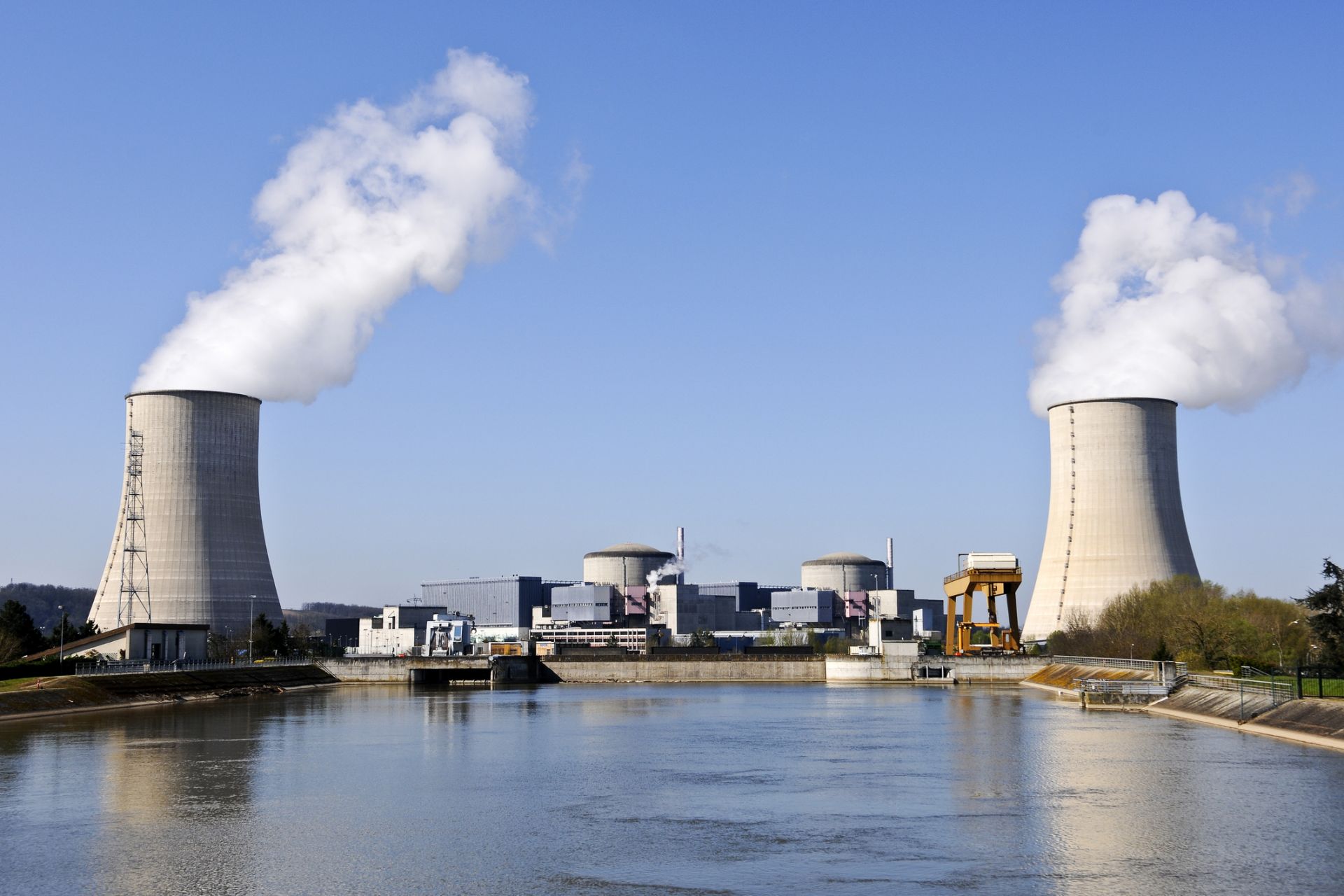 Германия прави обратен завой по отношение на отказа от ядрена енергия