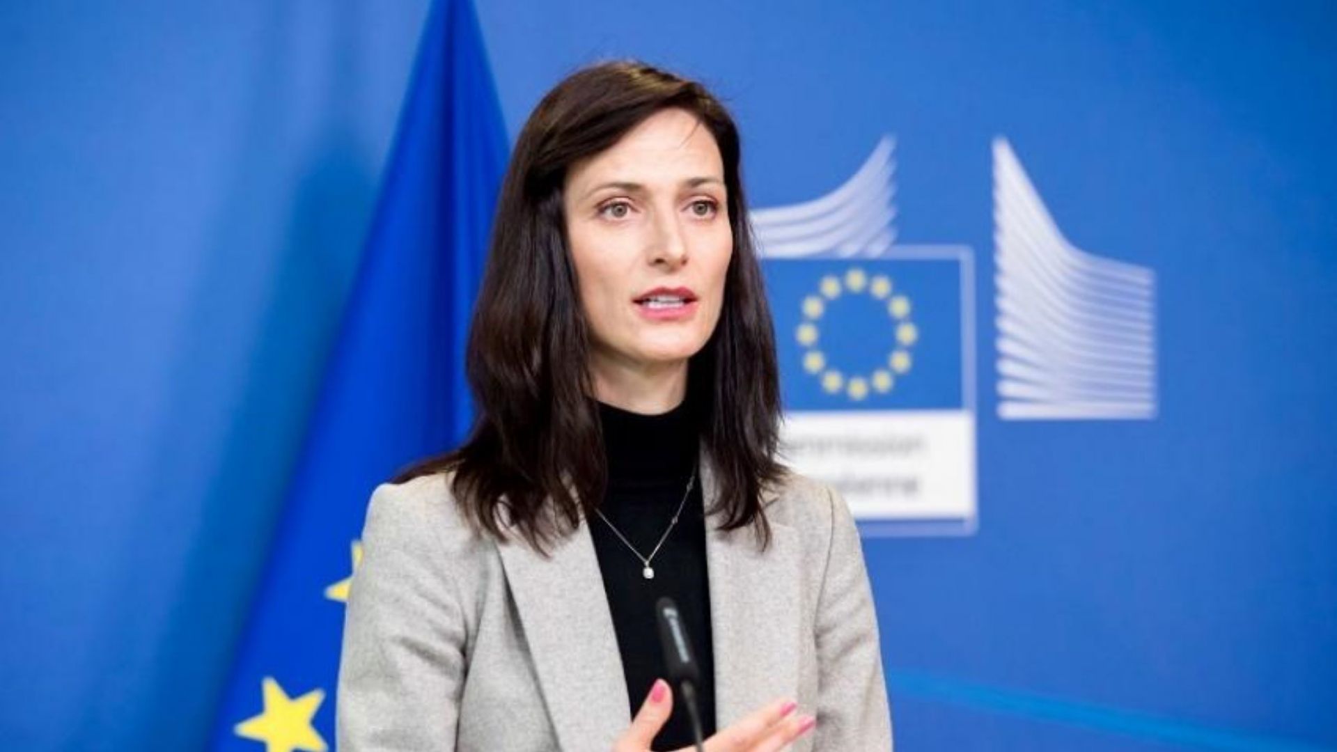 Мария Габриел: Европейският закон за чиповете ще отвори над 450 000 висококвалифицирани работни места