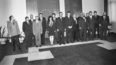 Служебното правителството на Стефан Софиянски е назначено с Указ №100