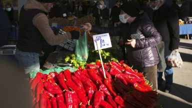 Тежки глоби за търговците в Турция, които не отразят в цените си намаления ДДС за храните