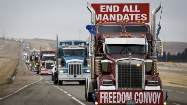 Началникът на полицията в Отава подаде оставка след критики че