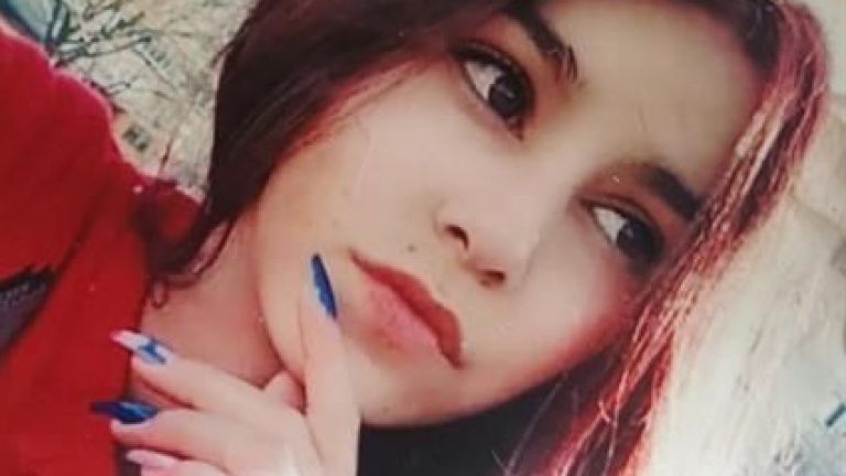 Полицията издирва 14-годишната Виолета Албенова Зафирова от Русе. Момичето е