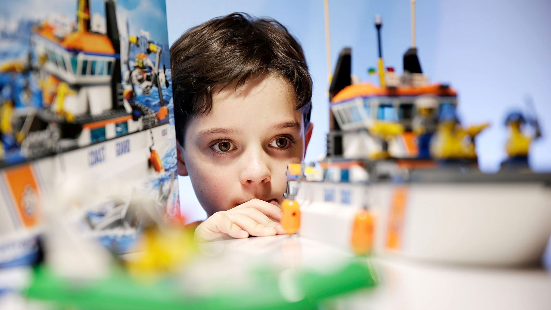  5 милиона Lego фигурки, потънали преди 25 г. в Корнуол, се превърнаха в лов на съкровища 
