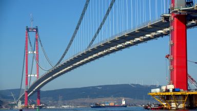 Новият мост над пролива Дарданели ще бъде пуснат в експлоатация
