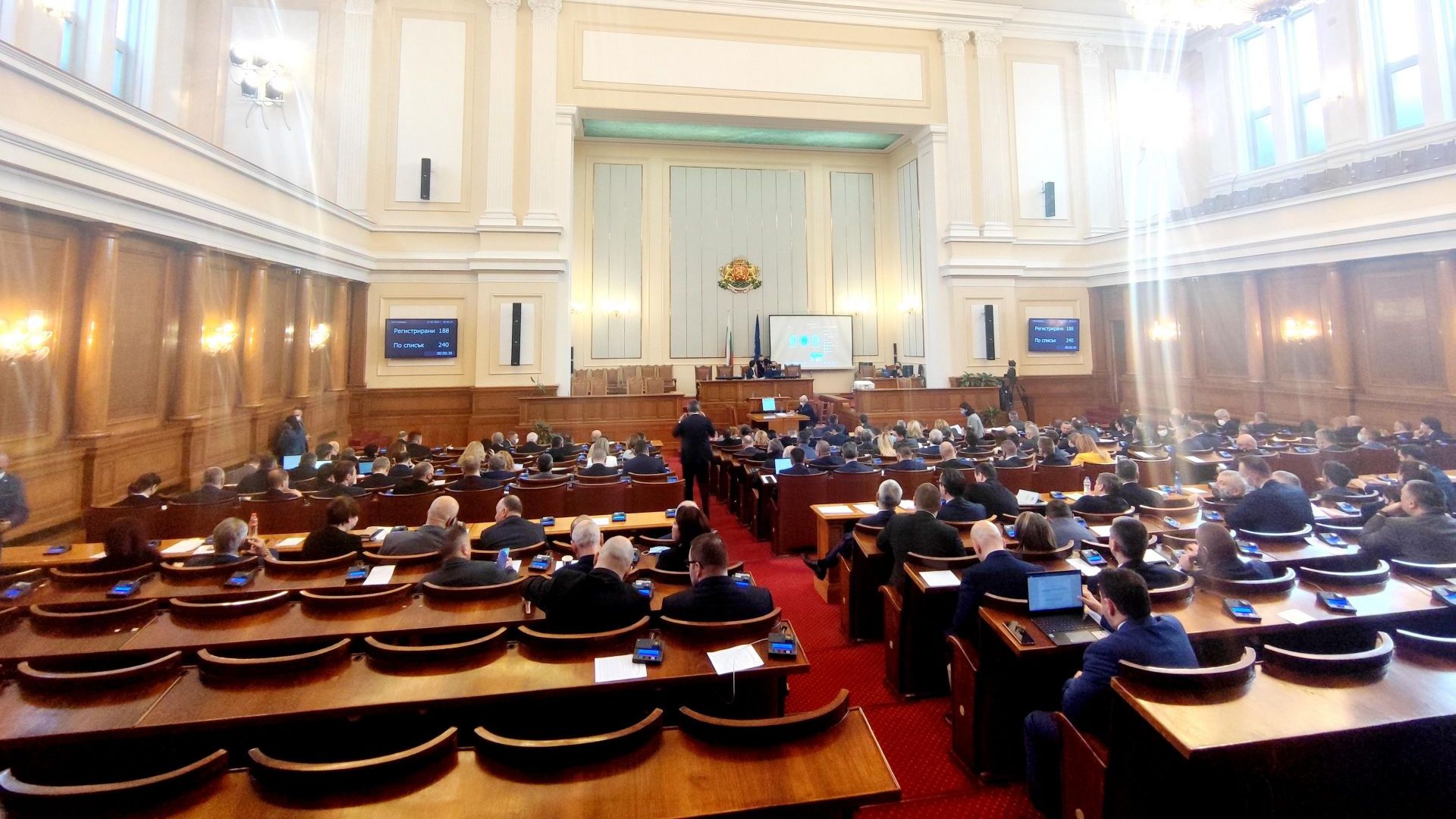 Депутатите приеха бюджета на НЗОК: Здравната вноска остава 8%