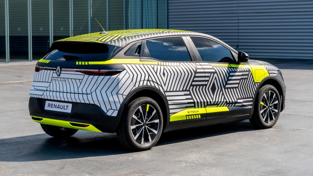 Китайската Geely влиза в Renault
