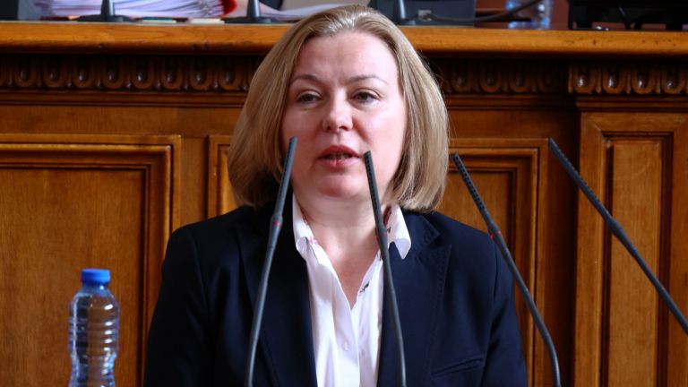 Не е образувано дисциплинарно производство за изтичането на данни на