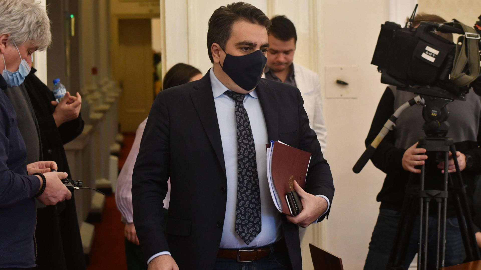 Асен Василев отказва на ГЕРБ за увеличаване на перо "Отбрана" в бюджета без конкретни проекти