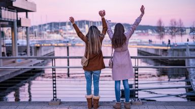 Европа се насочва към новото нормално с отмяната на последните