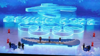 Край на Олимпиадата в Пекин, щафетата е предадена на Италия