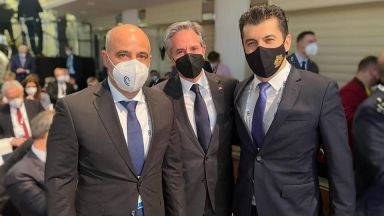 Снимки с премиера Кирил Петков от конференцията по сигурността в