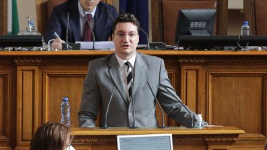 Смяната на Стефан Янев е грешка заяви депутатът от БСП