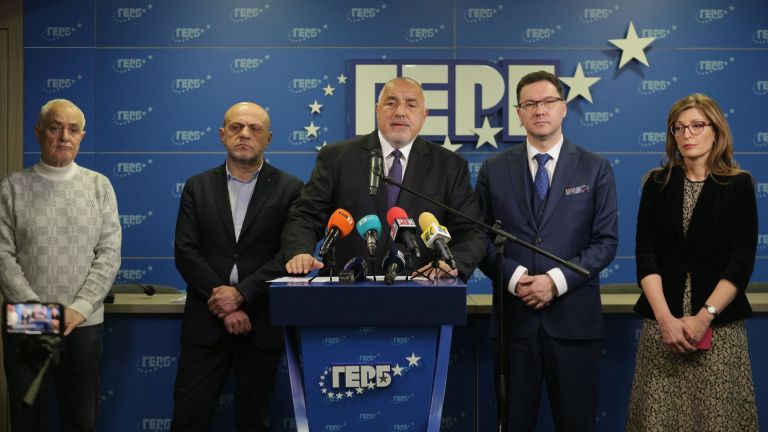 В 21 век доживяхме в мирна Европа да има военни