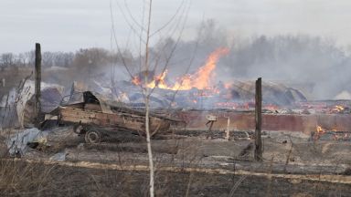Сражения се водят близо до депото за съхранение на ядрени