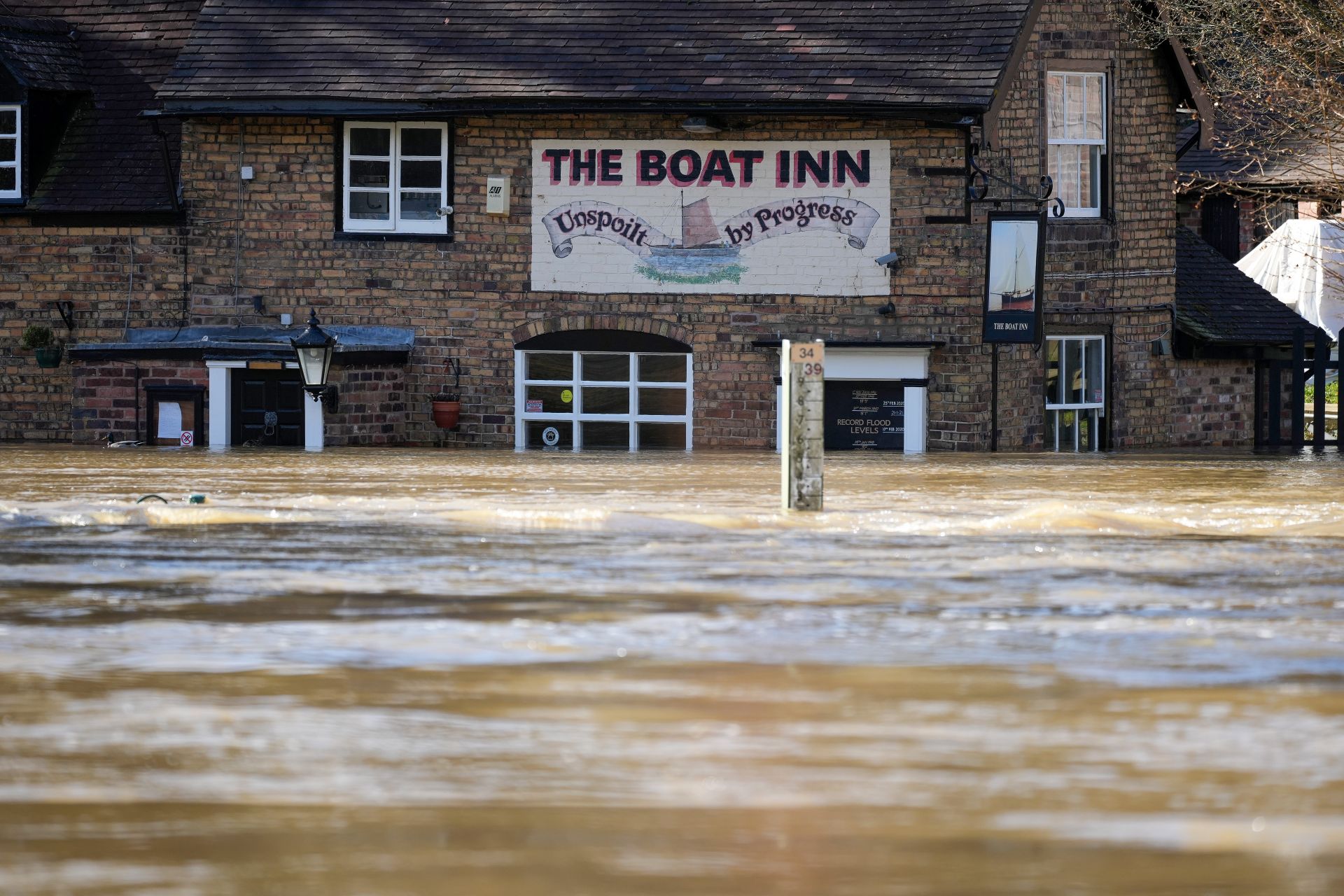 Наводнения в Англия