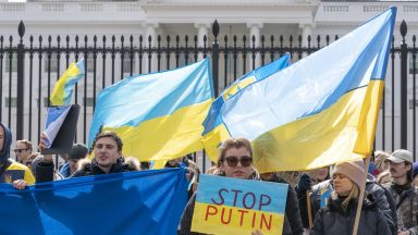 Антивоенни протести по цялото земно кълбо за пореден ден от