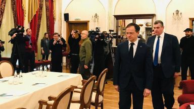 Руската делегация очаква преговори тази вечер, Киев потвърди