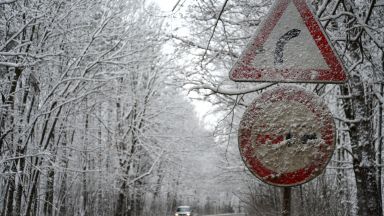 Осем пътници са пострадали при катастрофа станала около 5 50 часа