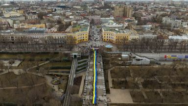 Консулската служба при посолството на България в Киев преустановява работа