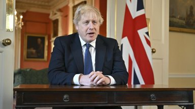 Британският премиер Борис Джонсън заяви пред украинския президент Володимир Зеленски