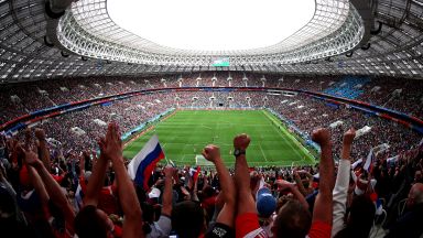 Сега или никога: В Европа или Азия е бъдещето на руския футбол?