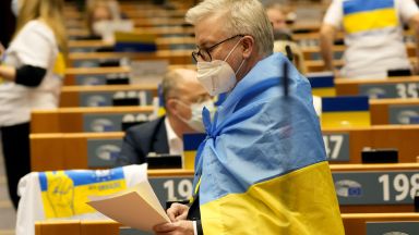 Европейският парламент прие днес с голямо мнозинство резолюция в подкрепа