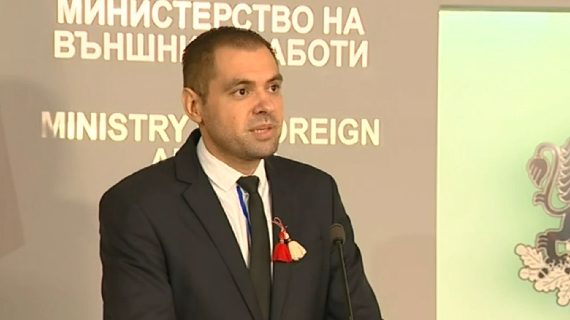 България гони двама руски дипломати