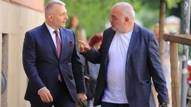 Арман Бабикян и адвокат Хаджигенов поискаха от премиера и миинистъра