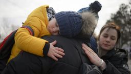Първи по рода си център за деца на украински бежанци отвори във Варна