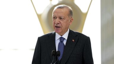 Турският президент Реджеп Тайип Ердоган проведе днес телефонен разговор с