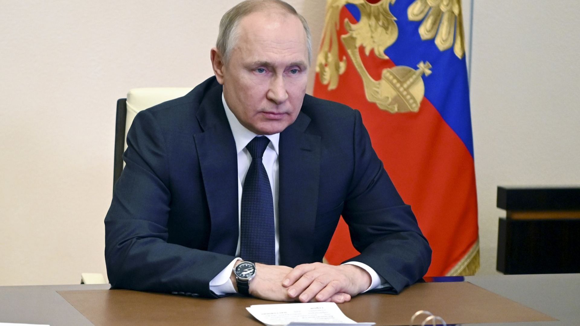 Шолц и Макрон поискаха от Путин прекратяване на огъня