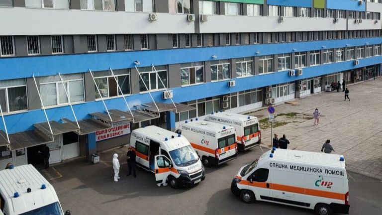Украинските бежанци могат да търсят медицинска помощ в УМБАЛ-Бургас. В