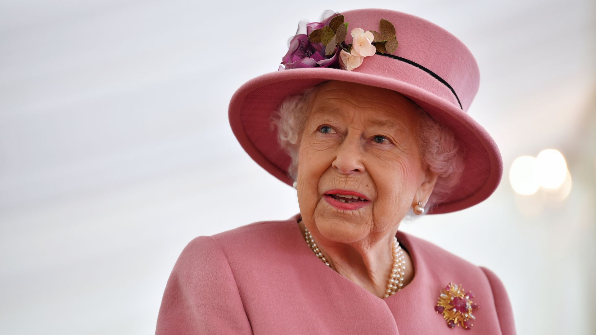 Кралица Елизабет може никога повече да не живее в Бъкингамския дворец