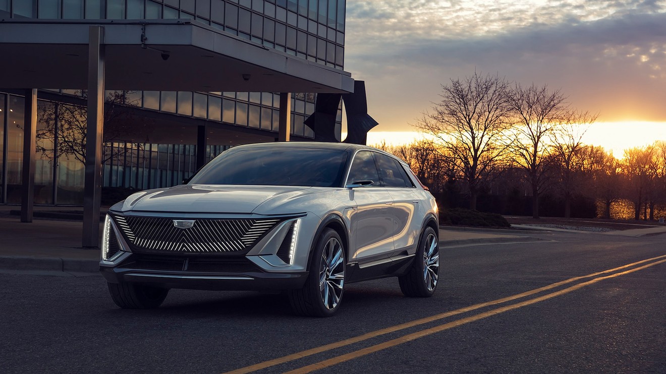 Cadillac показа луксозен електромобил