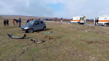 Млада жена издъхна в тежка катастрофа край Сунгурларе