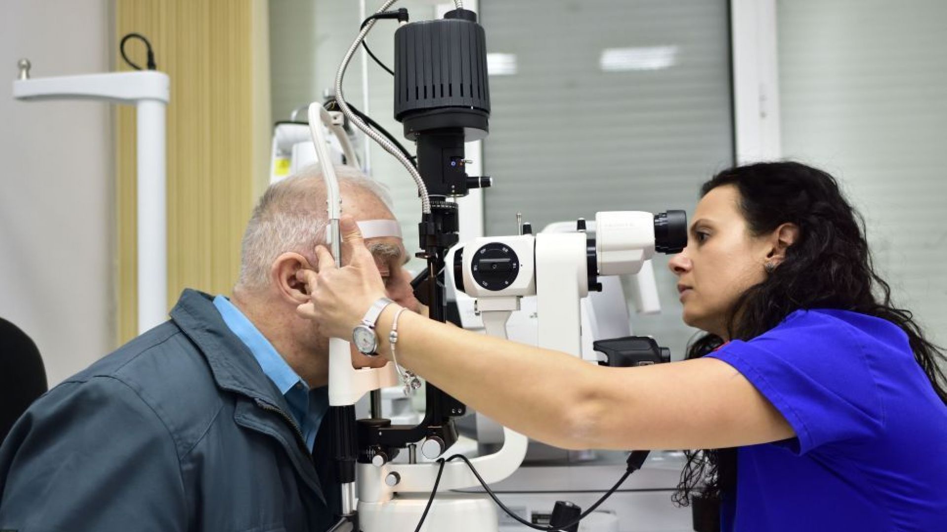 Болница във Варна обявява целогодишна програма за борба с глаукомата