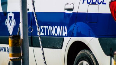 22 годишна българка и 37 годишният й приятел са задържани в кипърския