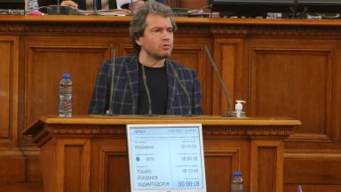 Кирил Петков предлагал "светло бъдеще" на поне трима депутати от ИТН