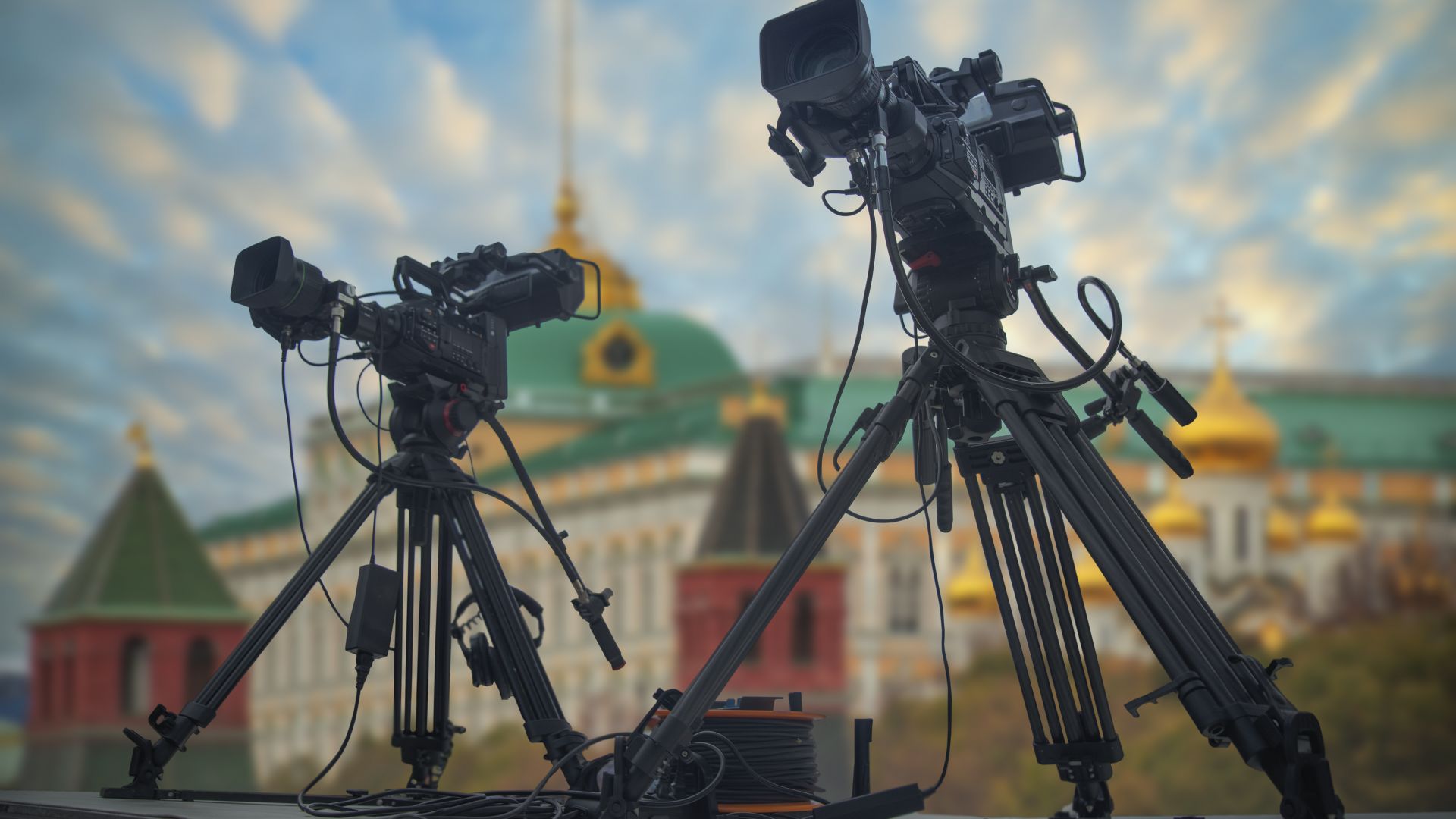 Големите германски медии ARD и ZDF подновяват излъчването от Москва