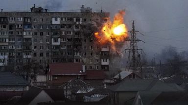 Украински представители обвиниха обвиниха Русия че е обстрелвала с тежка